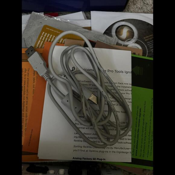 Digidesign Mbox 2 Mini - Pro Tools LE 7 Audio Interface - Picture 9 of 9